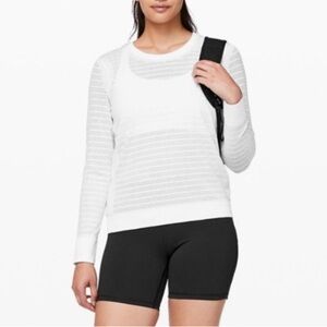Lululemon White Breezy By Longsleeve‎ Size 8/10